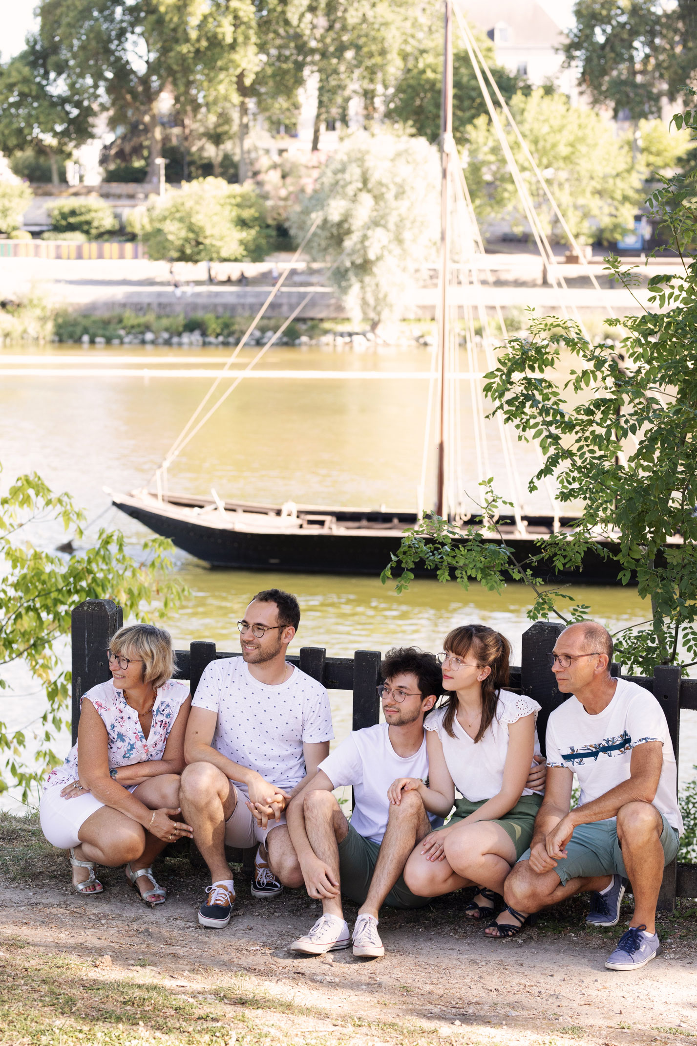 Portrait de famille au bords de Loire